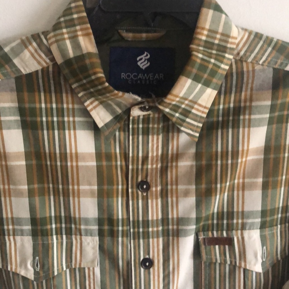 Rocawear Classic Men’s Button Down shirt size 2XL Multicolor